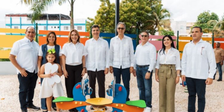 Banco Popular y Alcaldía del Distrito Nacional inauguran el parque Aesa