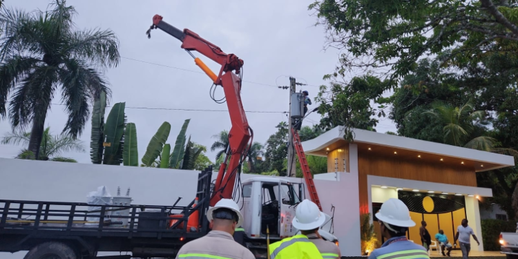 Edeeste y Pgase incautan transformadores irregulares en el municipio La Victoria