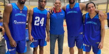 jassel, Guerrero, Juan Miguel y Bautista se integran prácticas equipo nacional por AmeriCup Jugadores se van acoplando según va el ritmo de trabajo con el coach Néstor García
