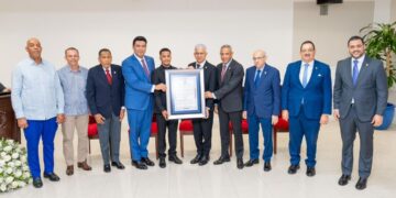 Senado de la República reconoce al Medallista Olímpico Yunior Alcántara Reyes