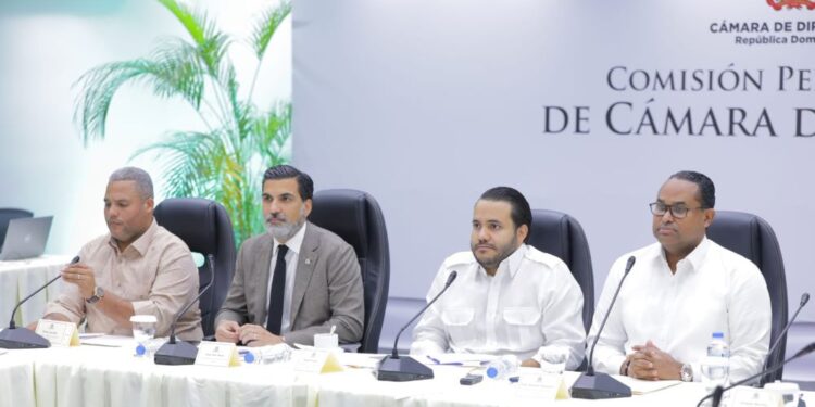 Comisión concluye entrevistas a postulantes de la Cámara de Cuentas de la República Dominicana
