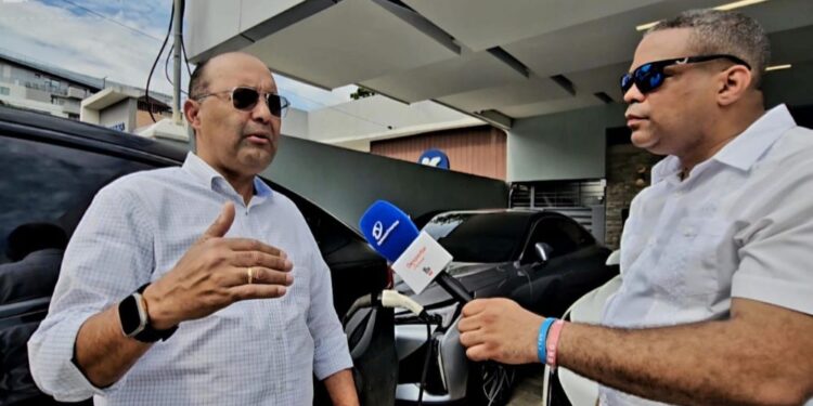 Presidente de Zero Emisiones RD afirma Minerd hizo licitación de autobuses eléctricos sin saber nada de lo que estaba haciendo