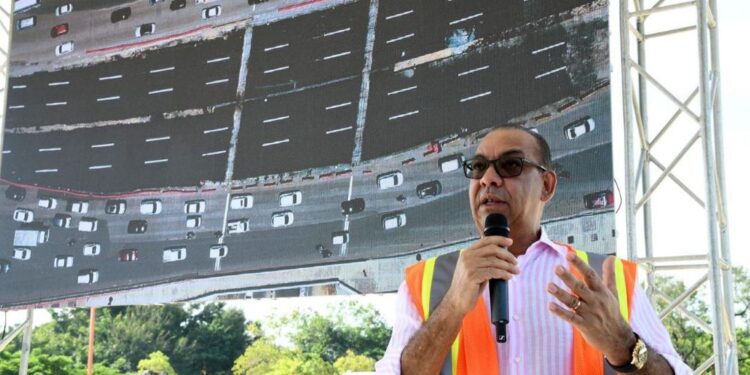 MOPC informa que avanzan trabajos que harán más segura, moderna y fluida la autopista Duarte