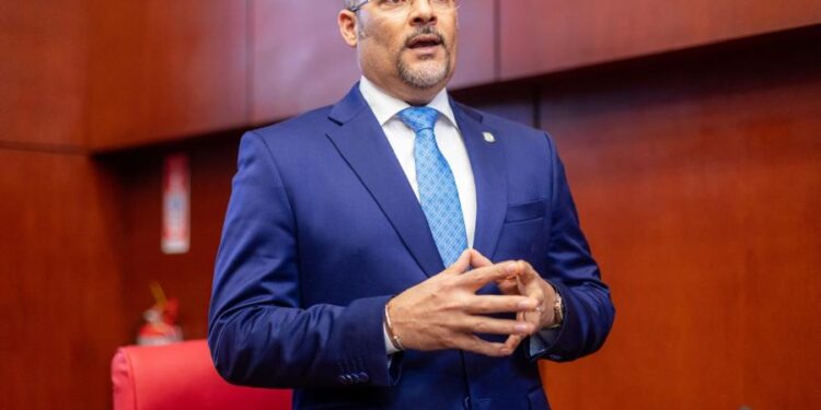 Senador Eduard  Espiritusanto somete proyecto de ley de control y regulación de insumos de fentanilo y solicita campaña de concienciación