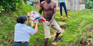 Comedores Económicos acude en auxilio de familias afectadas por últimos aguaceros caídos en Samaná, Puerto Plata y Moca