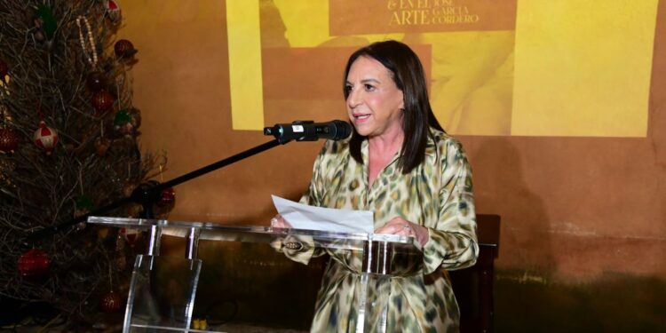 Asa Mella-Russo celebra tres años con exposición “En el Amor y el Arte