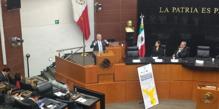 Alcalde de Moca, Miguel Guarocuya Cabral, recibe prestigioso reconocimiento internacional en México