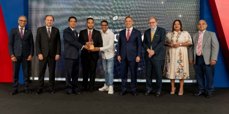 Poder Judicial y Escuela Nacional de la Judicatura premian ganadores primera edición concurso periodístico “Comunicación Judicial”