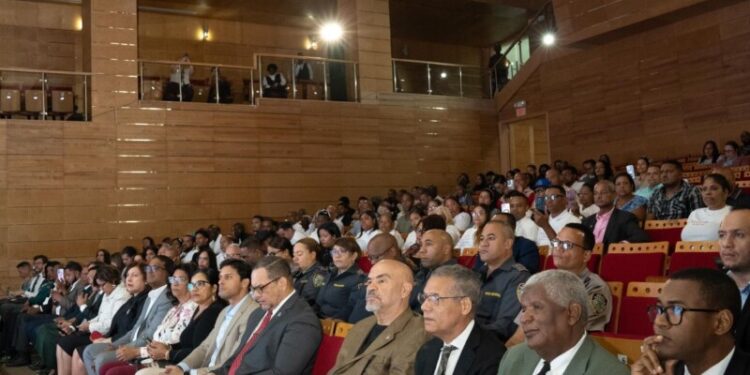 Ministerio  de Interior   y Policía   realiza Primer  Foro  Nacional  de  Derechos  Humanos