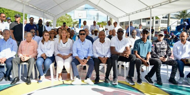 Ministro Kelvin Cruz inicia obras por 93 Millones en La Romana