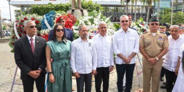 Presidente del Senado exhorta a honrar el legado del patricio Juan Pablo Duarte