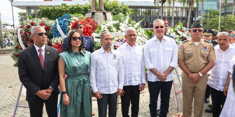 Presidente del Senado exhorta a honrar el legado del patricio Juan Pablo Duarte