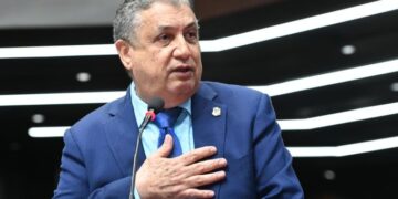 Gustavo Sánchez: Me veré obligado a someter una propuesta de juicio político contra jueces del Tribunal Constitucional