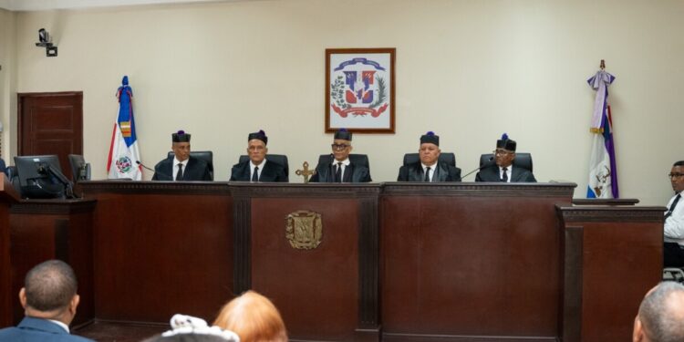 Juez de Barahona asegura tribunales de ese departamento trabajan sin mora judicial