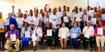 Autoridades civiles y representantes de la sociedad civil peraviana firman declaración sobre Plan Estratégico de Desarrollo Sostenible