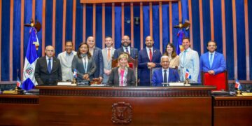 Senado de la República recibe delegación de legisladores del Estado de Massachusetts