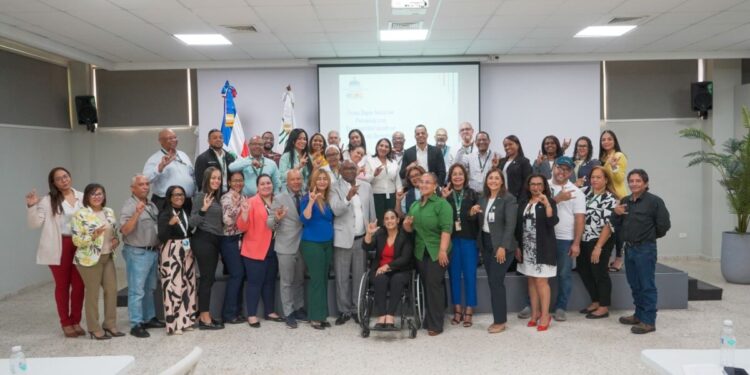 DIGERA y CONADIS promueven trato digno a personas con discapacidad