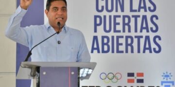 Ministro Kelvin Cruz anuncia inversión de 2 mil millones en obras deportivas en el 2025