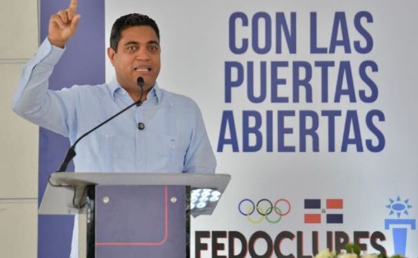 Ministro Kelvin Cruz anuncia inversión de 2 mil millones en obras deportivas en el 2025