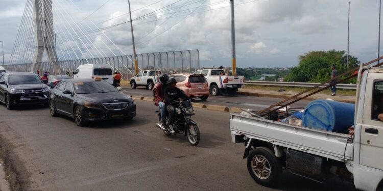 Obras Públicas abre tránsito total por el Puente Francisco del Rosario, luego de concluir trabajos a las juntas expansivas