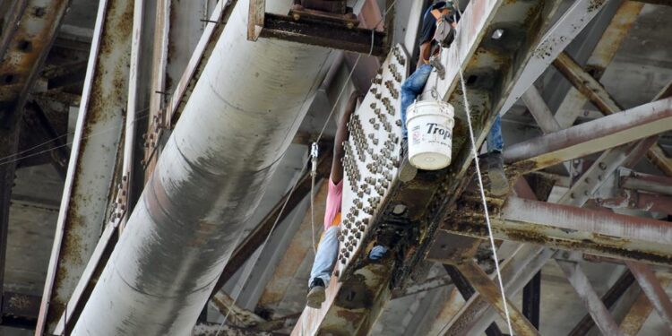 Obras Públicas explica situación detallada y las acciones a tomar para la reparación del Puente de la 17