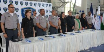 Reciben más de 900 nuevas reclutas en la Policía Nacional