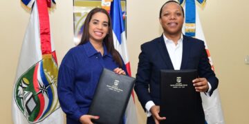 INTRANT y Alcaldía de SDN acuerdan acciones para reordenar el tránsito en ese municipio