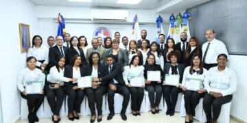 Celebran 5ta juramentación de contadores públicos