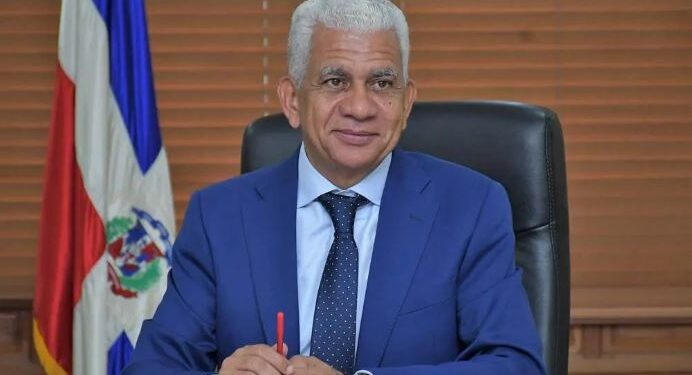 Presidente del Senado ve necesaria promulgación de la ley de Residuos Sólidos de la República Dominican