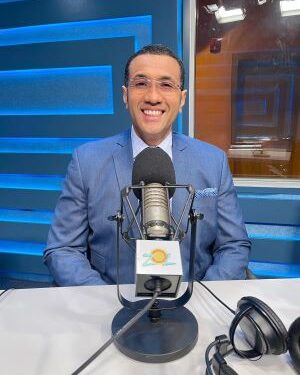 Juan Valdez exhorta a Luis Miguel De Camps a hacer de los docentes sus mejores aliados