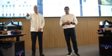 Presidente Abinader y Fellito Suberví inauguran moderno centro de monitoreo para eficientizar servicios de la CAASD
