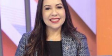 Experta en asuntos migratorios insta al Gobierno a implementar un plan para deportados desde EE. UU.