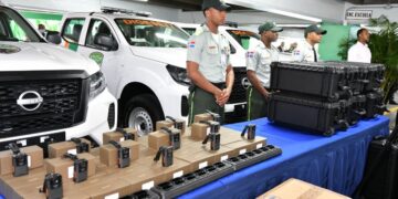 DIGESETT recibe de Interior y Policía camionetas y radares para reforzar seguridad vial