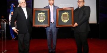 INDOTEL reconoce a Radio Santa María y Escuelas Radiofónicas Santa María por sus trayectorias y aportes a la educación