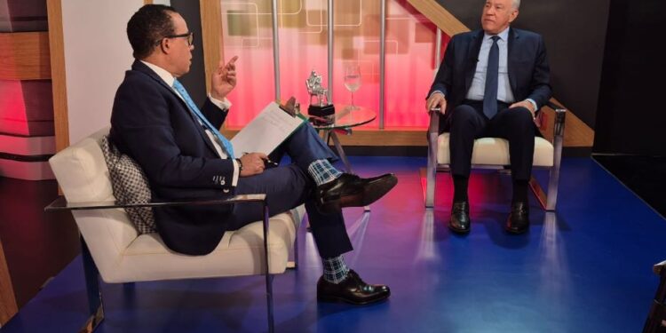 Andrés Bautista: Es una necesidad que se trate tema aspirantes presidenciales que son funcionarios del gobierno