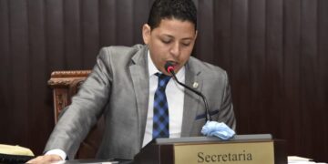 Diputado Luis Báez reintroduce proyecto de ley para declarar Parque Nacional a Las Dunas de Baní