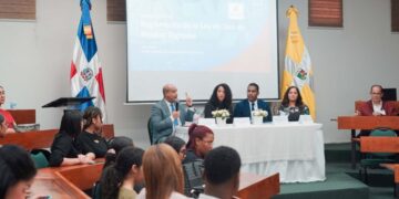 Jueces participan en diálogo sobre consulta al proyecto que modifica Reglamento de la ley de Uso de Medios Digitales