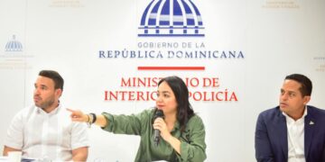 Ministra Faride Raful se reúne con juntas de vecinos del DN para fortalecer la seguridad ciudadana