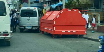 DIGESETT convocará al alcalde Dio Astacio y al INTRANT para tratar la “problemática” de los contenedores de basura en la vía pública