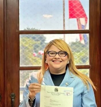 Diputada Grey Pérez somete resolución para remozamiento de Monumentos Históricos de Azua