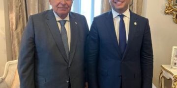 Omar Fernández conversa con presidente de Panamá temas de interés común