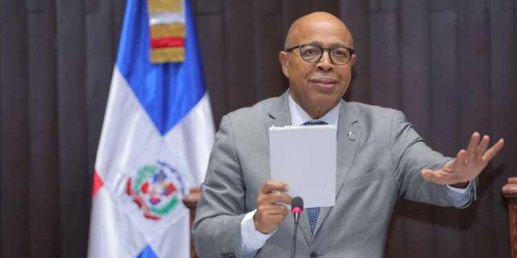 Pacheco pide a los diputados respetar el criterio de cada uno de sus colegas en torno a las discusiones del Código Penal