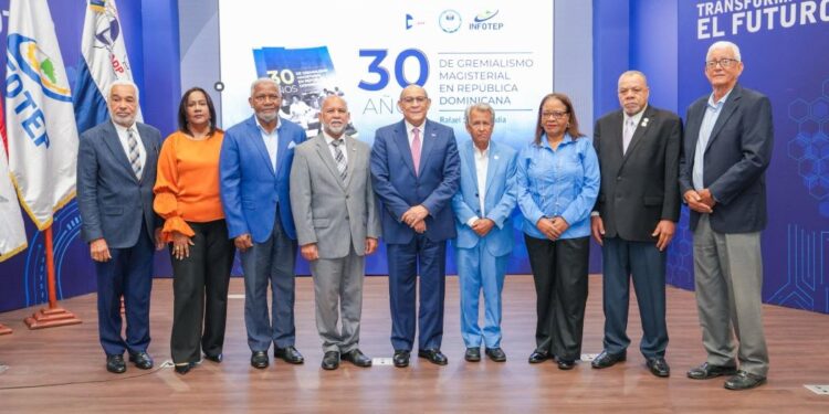 ADP e INFOTEP lanzan diplomado que beneficiará a 43 mil docentes en todo el país