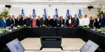  Henry Molina presenta logros del Poder Judicial 2019-2024 ante el Congreso Nacional  