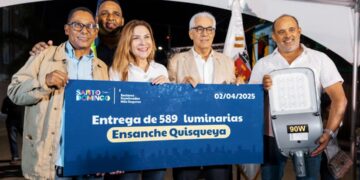 Carolina Mejía lanza programa “Sectores Iluminados Más Seguros” con 9 mil luminarias led en la capital