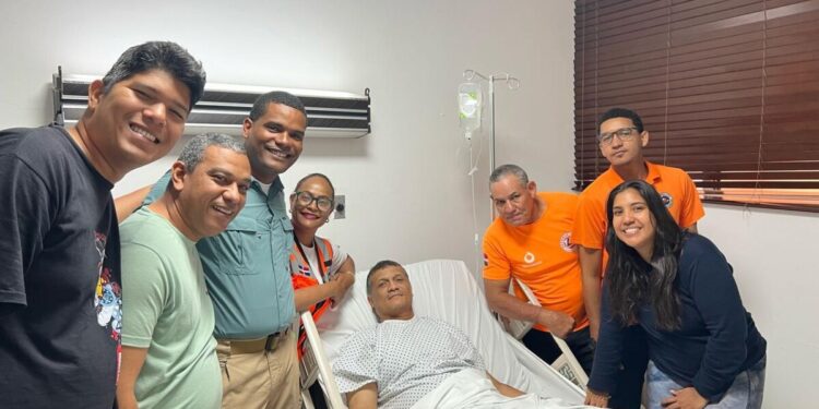 Sobreviviente de la tragedia del Jet Set se reencuentra con sus rescatistas de Defensa Civil