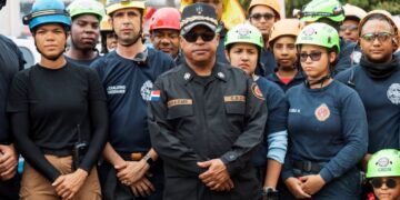 Bomberos del DN agradecen gran solidaridad de empresas en rescate Jet Set