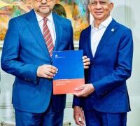 Presidente del Senado recibe proyecto que modifica Ley sobre Trata de Personas, remitido por el Poder Ejecutivo