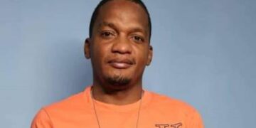 Fiscalía del Distrito solicita prisión preventiva contra hombre que utilizaba un carnet falsificado de la Policía