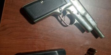 Sargento y ex raso del CESFRONT fueron arrestados por tráfico de indocumentados